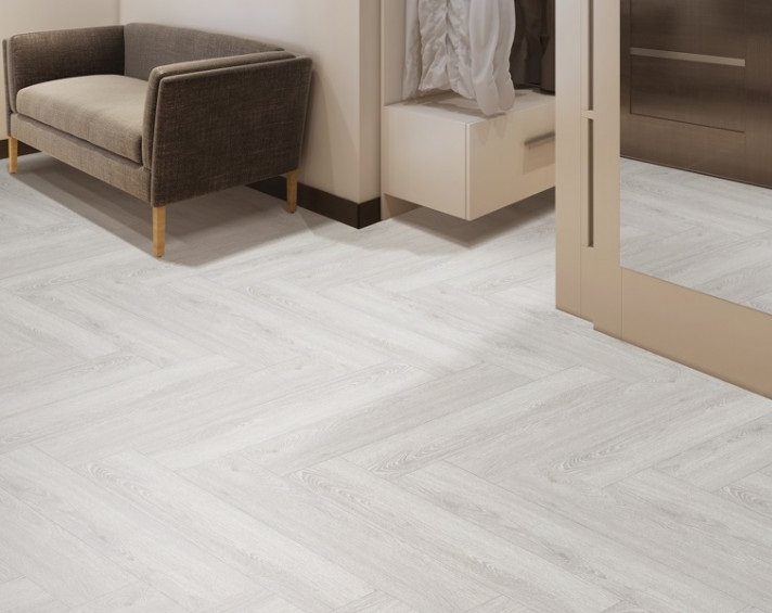 Кварцвинил Floor Factor Herringbone HB.02 White Smoke oak